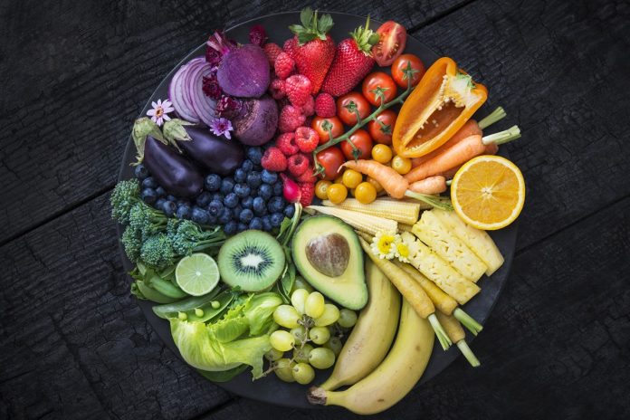 fruta-popular-pode-ajudar-no-equilibrio-do-colesterol,-mostra-estudo